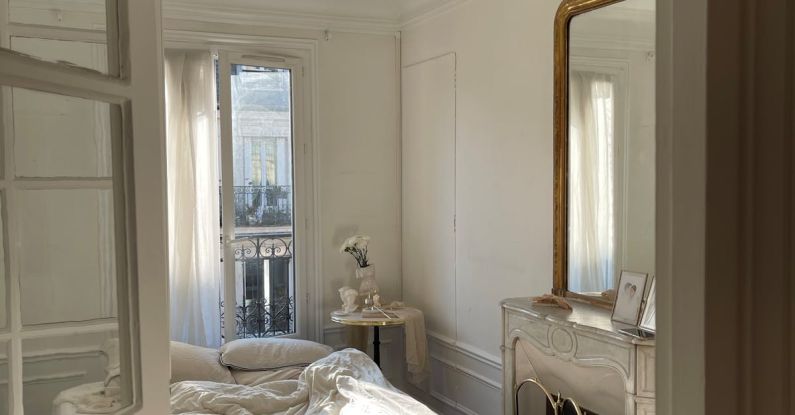 French Style - Modern French Style Bedroom